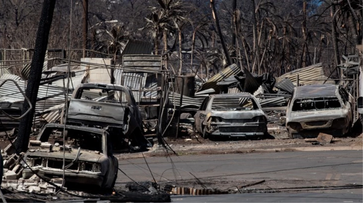 Can kaybının arttığı Hawaii’de Vali’den korkunç sözler: Buraya gelenler ölenlerin kemikleri üzerinde yürüdüklerini bilsinler