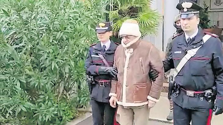 Mafya babası ‘sırlarıyla’ öldü