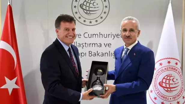Bakan Uraloğlu’ndan KKTC’de altyapı mesajı