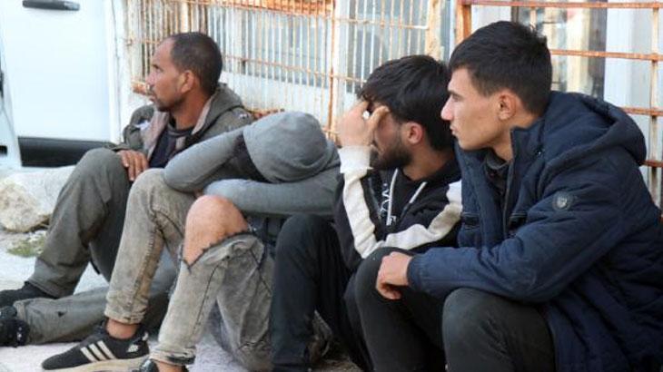 Polisten kaçamadılar! Göçmenler böyle yakalandı