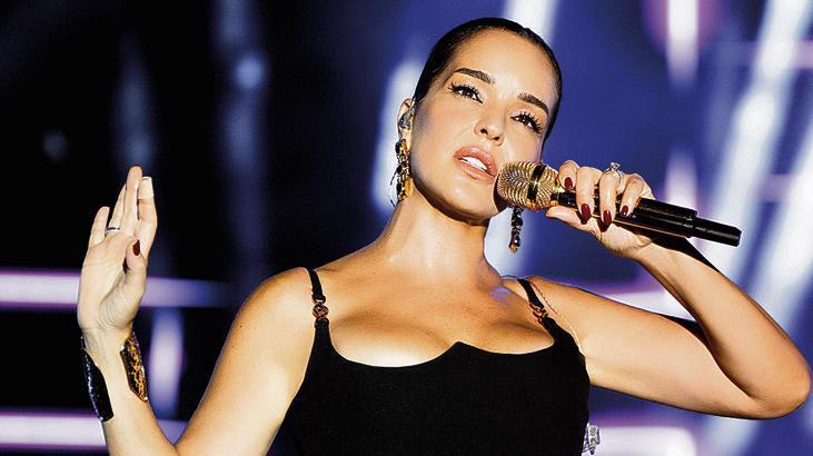 Galata’da konser verdi