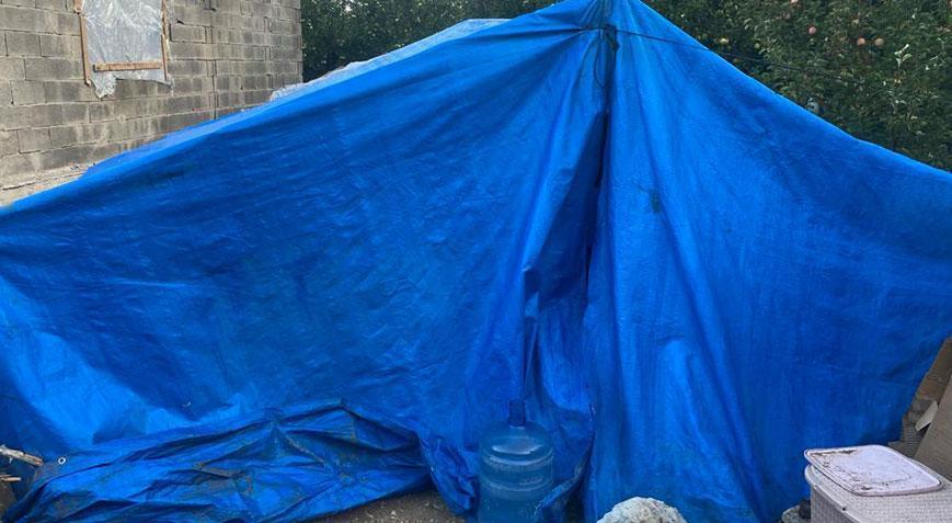 Çadırda kalan 4’ü çocuk, 6 kişi hastanelik oldu