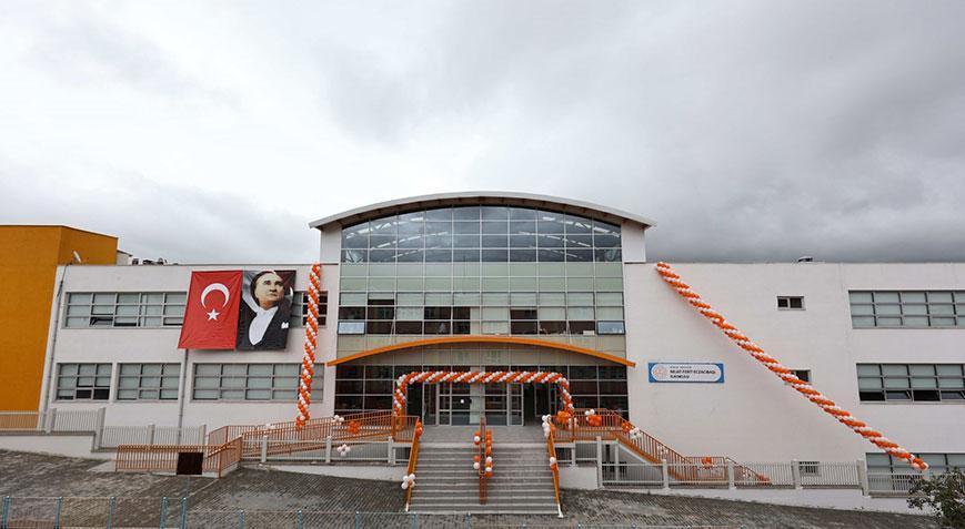 Bilecik’te Nejat Ferit Eczacıbaşı İlkokulu açıldı