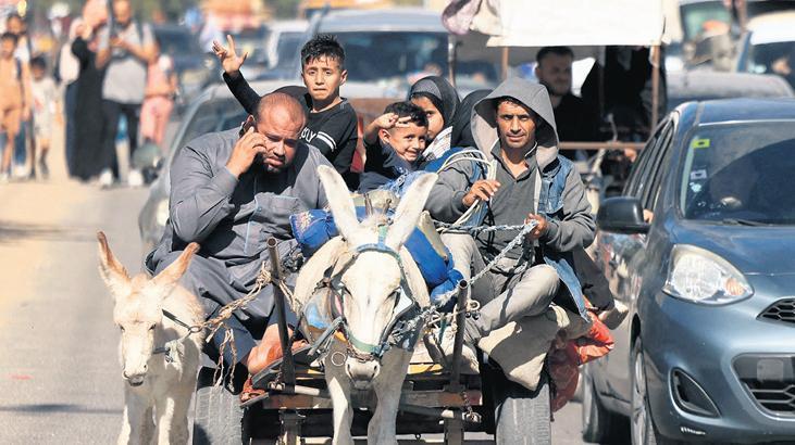 Gazzeliler arada kaldı