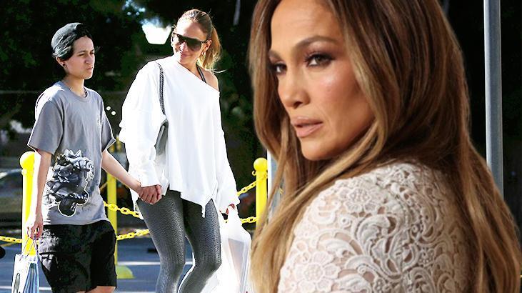Jennifer Lopez ve kızı Emme bit pazarında görüntülendi!