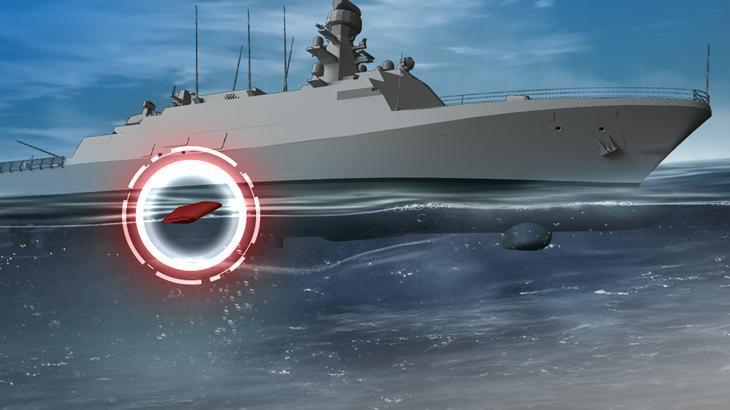 Yerli imkanlarla üretildi! Savaş anında gemideki yangını söndürüyor