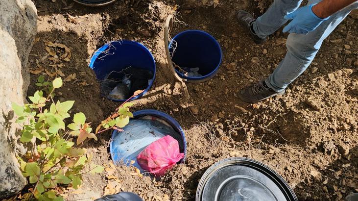 Gerger’de PKK’ya ait yaşam malzemesi ele geçirildi