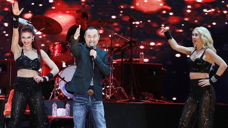 Kuruçeşme Açıkhava’da finalin adı Serdar Ortaç oldu!