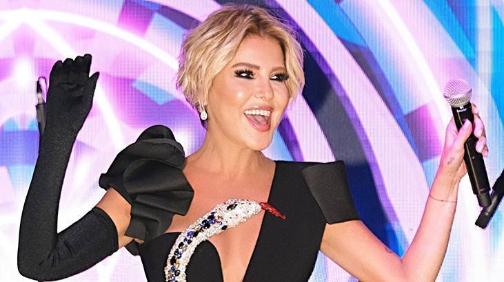 Gülben Ergen’den esprili gönderme! ‘Göğsümde çok yılan taşıdım’