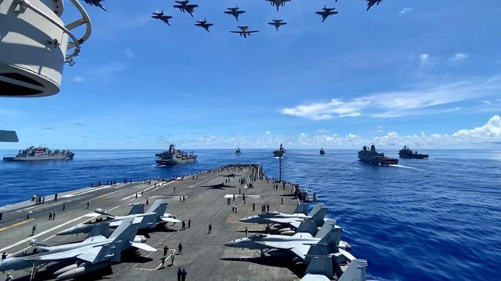 Washington iki savaşın arasında kaldı! ‘Orta Doğu, ABD’yi bir girdap gibi içine çekti’