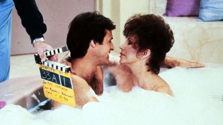 Usta oyuncu yıllar sonra anlattı: Rol arkadaşım öpüşme sahnesinde dudağımı kanattı!