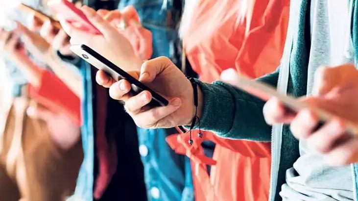 Üniversite öğrencilerine teknolojik cihaz ve internet desteğindeki detaylar belli oldu