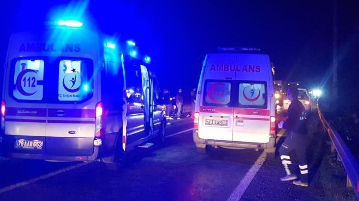 Arızalanan otomobiline bakmak için araçtan indi! Yaşam mücadelesi veriyor