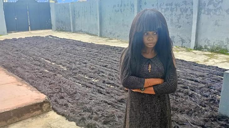 En uzun ‘peruk’ rekorunu kırdı! Guinness Dünya Rekorlar Kitabı’na girdi