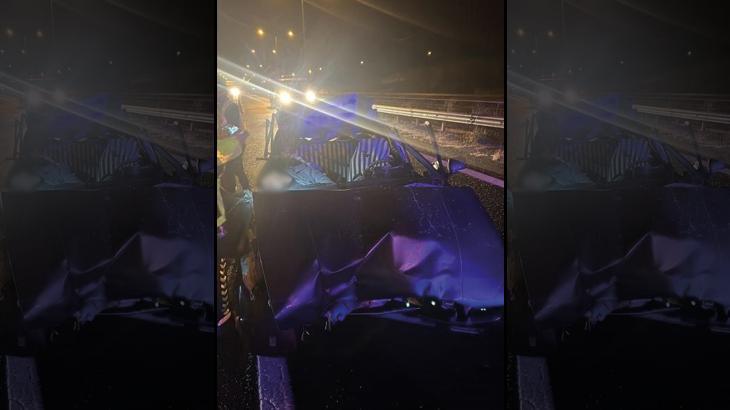 Ankara’da TIR’a çarpan otomobil tanınmaz hale geldi: 1 ölü, 2 yaralı