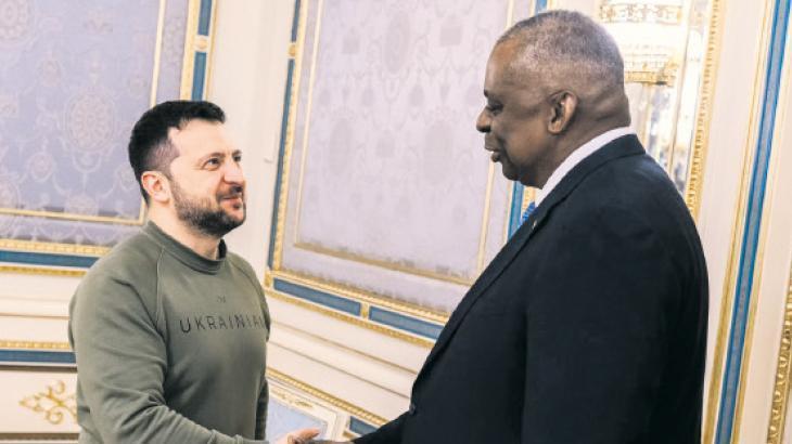 Austin Kiev’e sürpriz yaptı