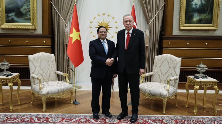 Cumhurbaşkanı Erdoğan, Pham Minh Chinh’i kabul etti