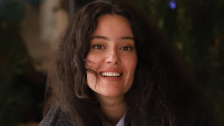 Pelin Akil’e tatlı sürpriz! ‘Minik dostumuz da bize eşlik etmek istiyor’