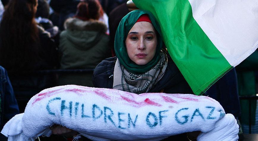 Londra Filistin için sokağa indi! ‘İsrail bir terör devletidir’