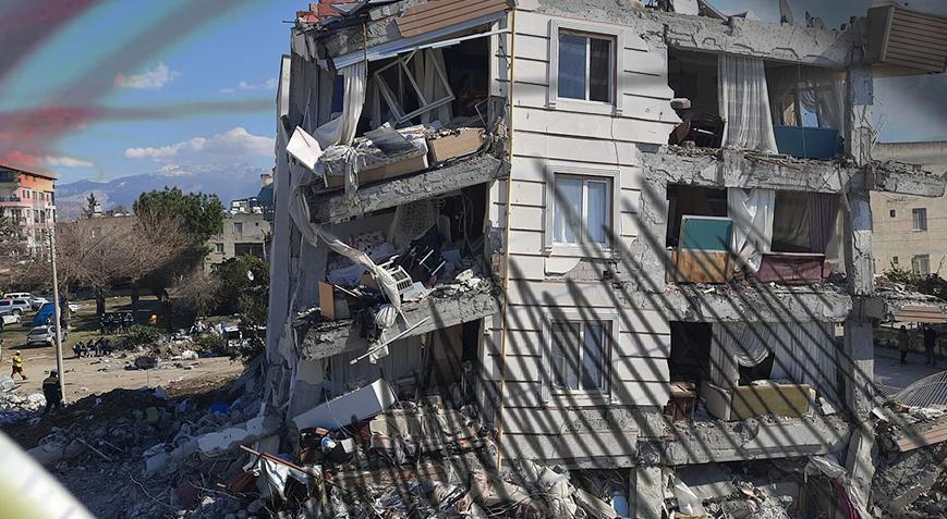 Uzman isim ‘İstanbul’u mu terk edeceğiz, Bursa’yı mı?’ deyip uyardı! Deprem, her türlü işareti veriyor