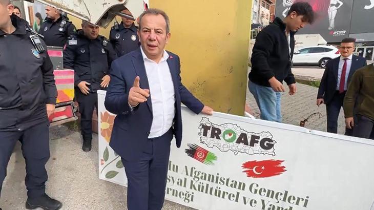 Tanju Özcan: Arapça tabela asılmasına izin vermeyeceğim