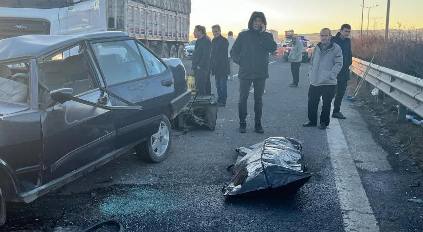 Başkentte kamyonla otomobil çarpıştı! Ölü ve yaralılar var