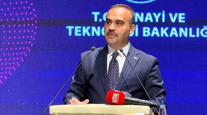 Bakan Kacır duyurdu: Deprem bölgesine yeni finansman desteği