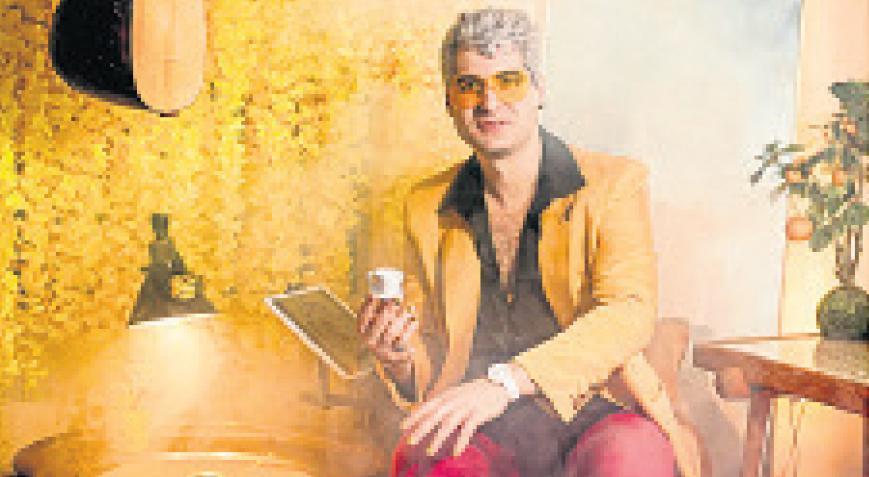 Kahve falından ayda 235 bin TL