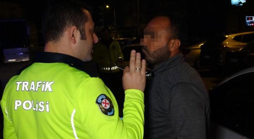 Otomobili oğlunun kullandığını söyledi, polisler ‘kamera var’ deyince itiraf etti