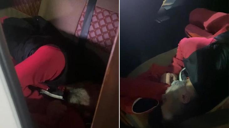 Alkollü yolcu takside sızdı, şoför ne yapsa da uyandıramadı