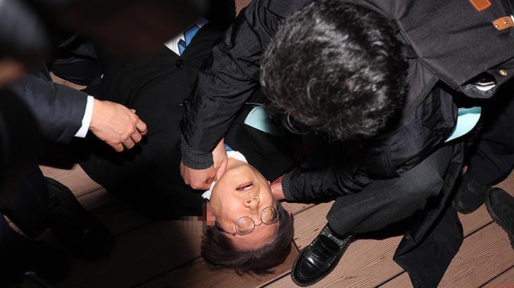 Boynundan bıçaklanan Güney Kore muhalefet liderinin son durumu