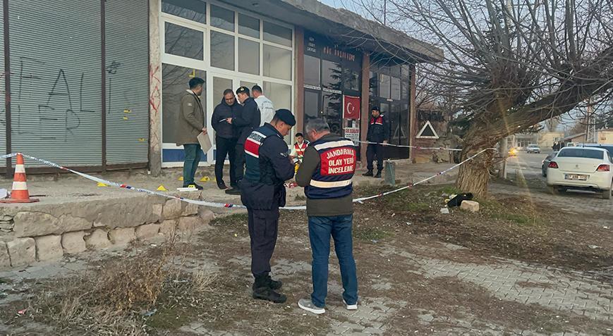 Yakınlarını öldüreni av tüfeğiyle vuran 2 kişi tutuklandı