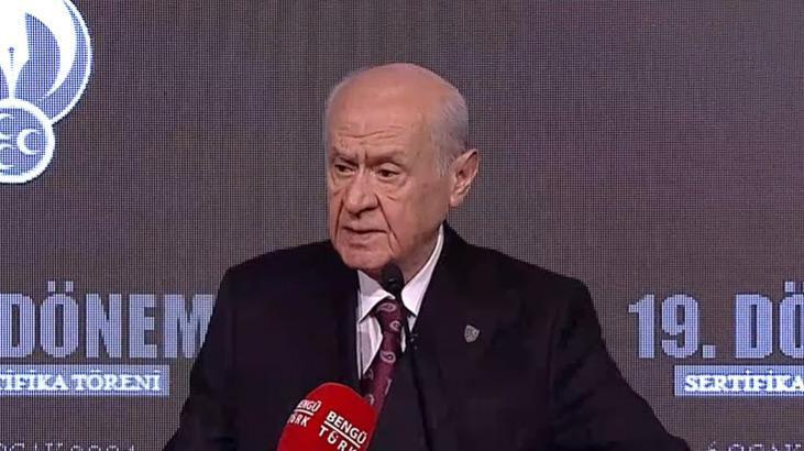 Son dakika… Bahçeli’den Kelime-i Tevhid bayrağı yorumu! ‘Tarihe not düşüyorum’ diyerek açıkladı
