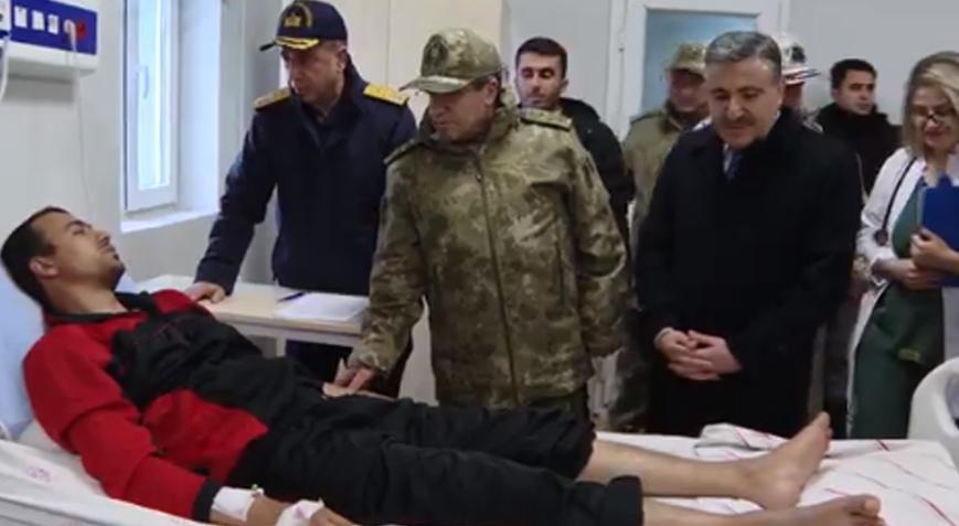 Kuvvet komutanlarından yaralı askerlere ziyaret