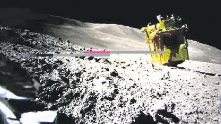 Savaşların uzaya da taşınacağı konuşulurken gündemdeki soru! Ay’ın sahibi kim?