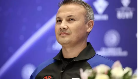 Bakan açıkladı: İlk Türk astronotun dönüş saati belli oldu