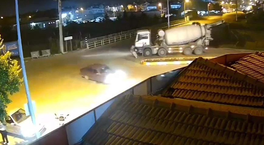 Beton mikserinin çarptığı Ecenur 20 metre sürükledi!