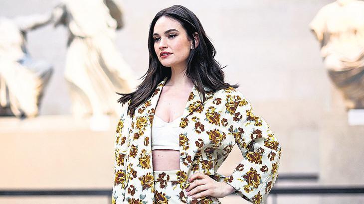 Kriz yaratan Erdem defilesi