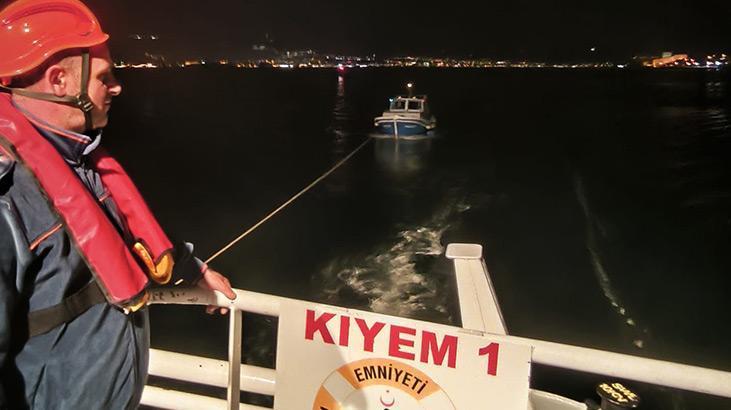 Çanakkale’de sürüklenen tekne kurtarıldı