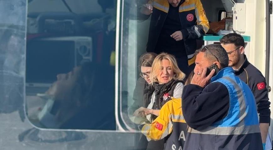 Mecidiköy yürüyen merdiven aniden durdu! 3 kişi yaralandı