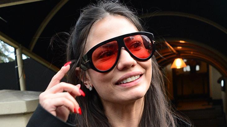 Demet Özdemir’in gözlüğü dikkat çekti!