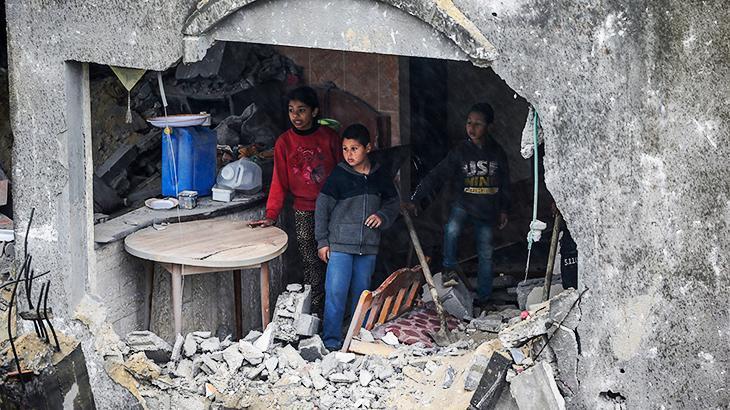 Gazze’de yürek burkan manzara: En az 30 bin 878 can kaybı