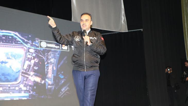 ‘Uzay bilimi ve teknolojilerinde de başarı hikayesi yazacağız’