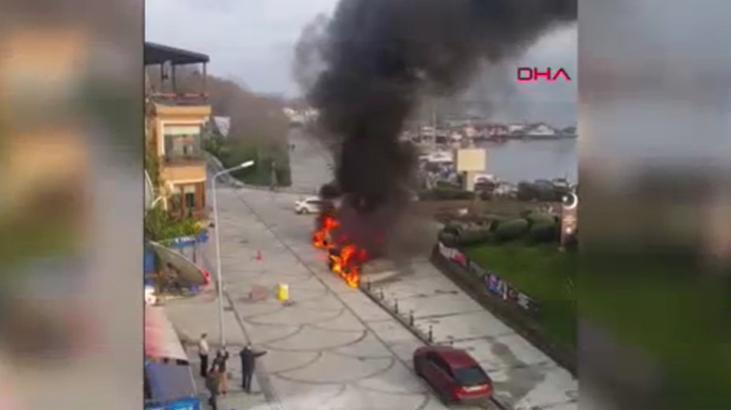 Avcılar’da takside yangın çıktı! Yangın park halindeki başka bir araca da sıçradı
