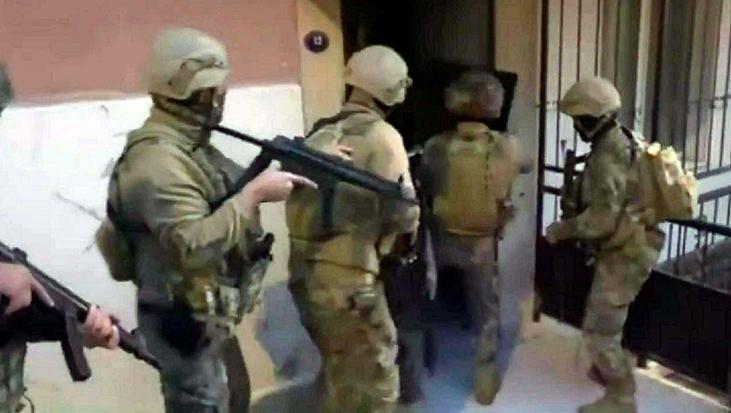 İzmir ve İstanbul’da peş peşe FETÖ gözaltıları