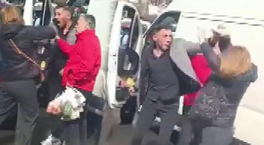 Kadıköy’de dehşet anları! Trafikte tartıştığı kadın sürücüye saldırdı