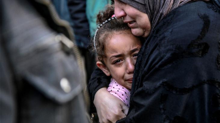 Tüm dünyanın gözü önünde vahşet! İsrail, Şifa Hastanesi baskınında 200 sivili öldürdü