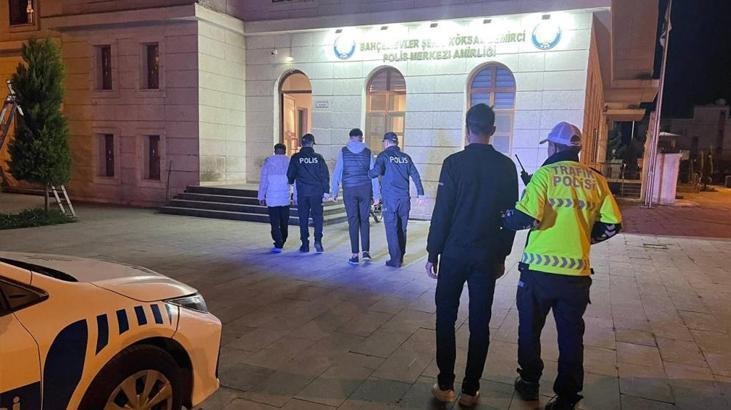 Trafikte akrobasi hareketleri yapan motorlulara öyle bir ceza kesildi ki…