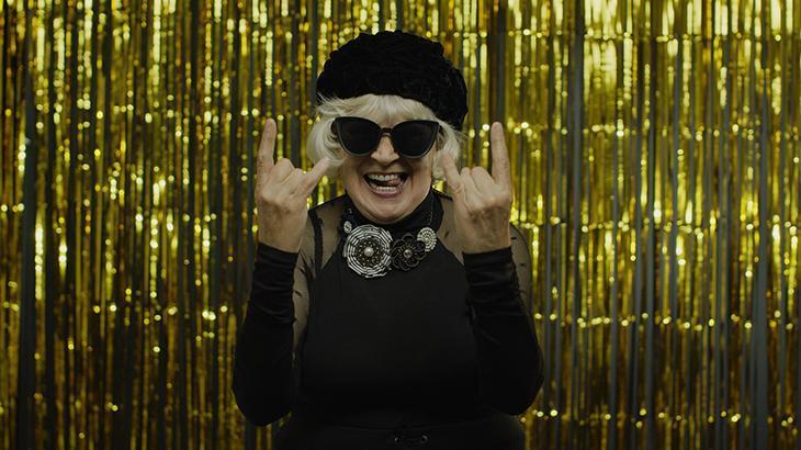 Araştırma: İnsanlar yaşlılığın eskiye göre daha geç başladığını düşünüyor