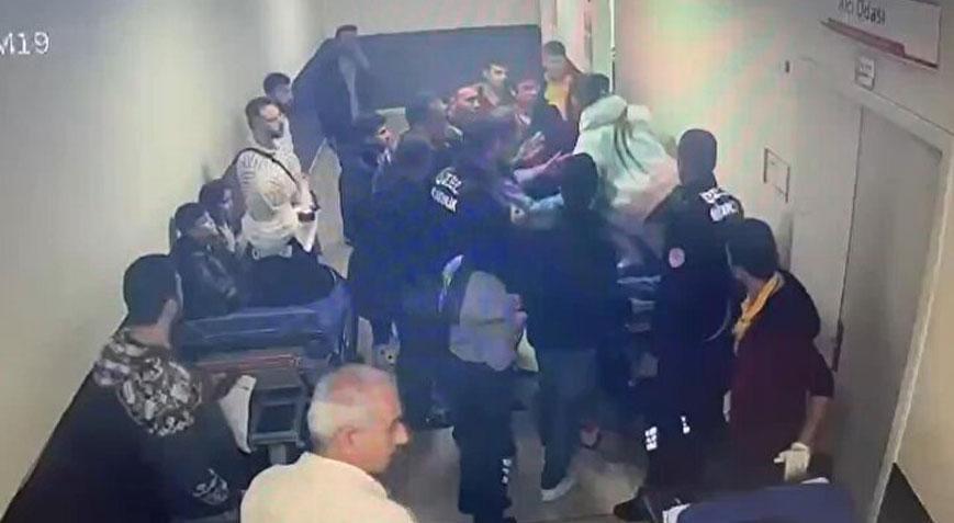 Yer: İstanbul! Sedyeden kalktı, doktora saldırdı